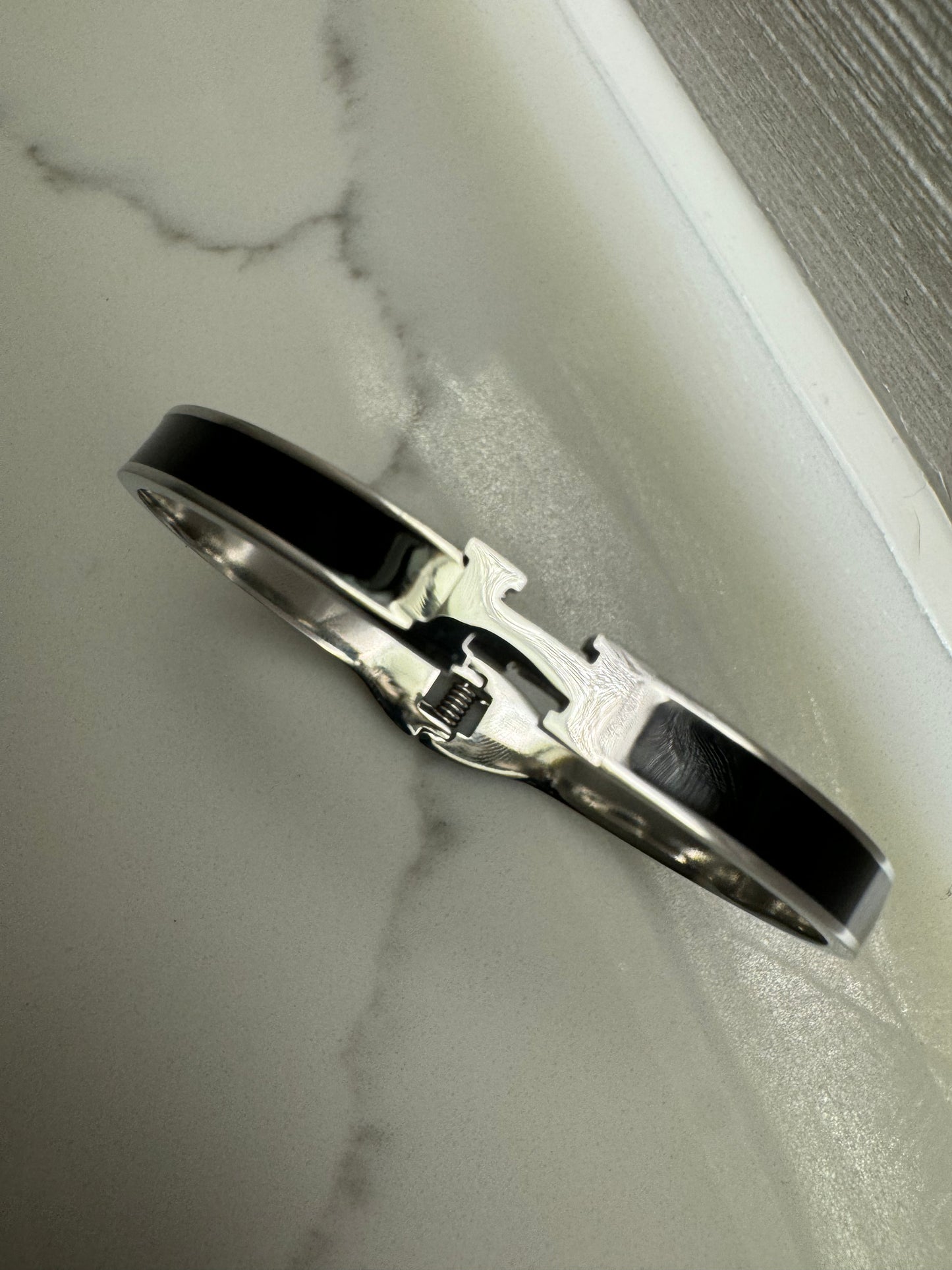 'H' Bracelet Silver